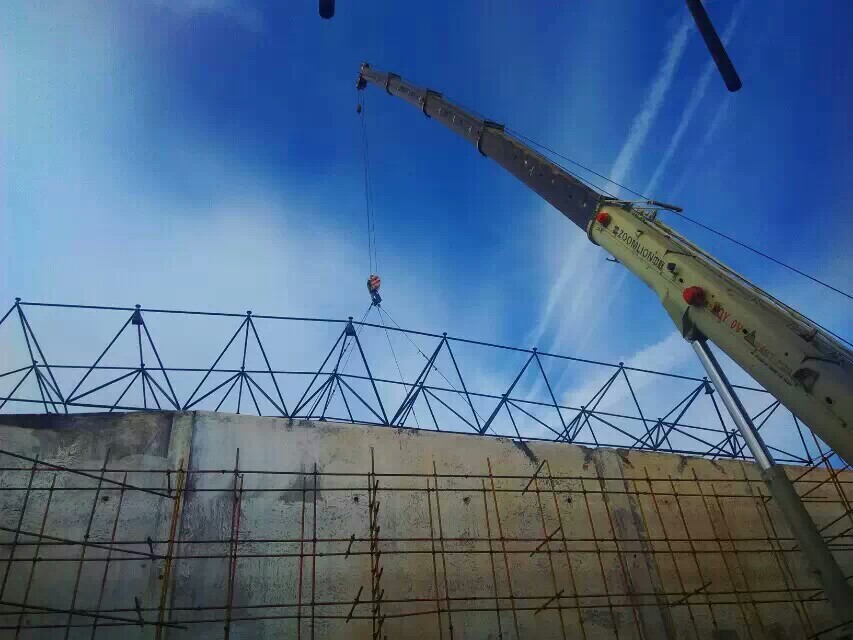 松滋大跨度空间结构优选网架结构